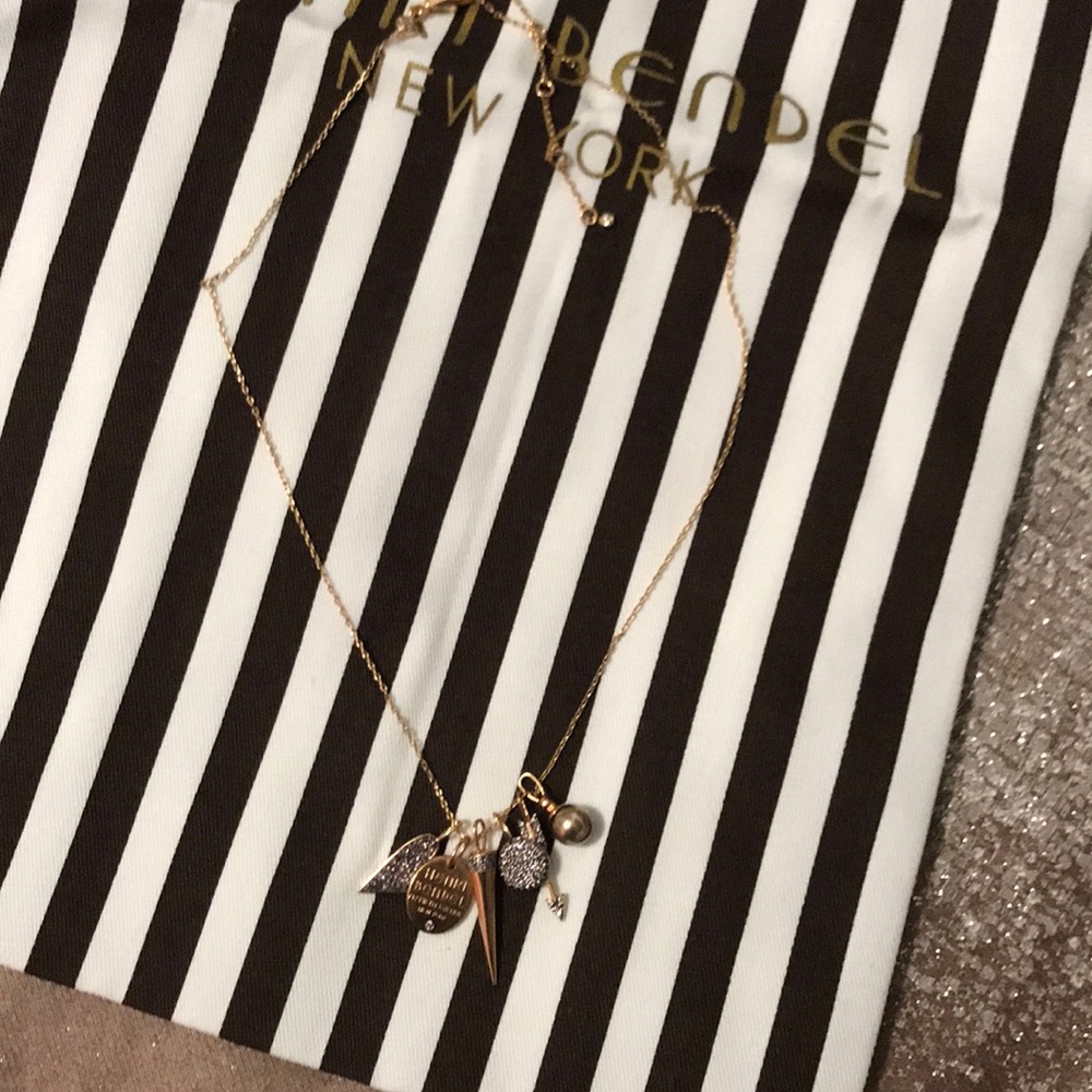Henri bendel necklace